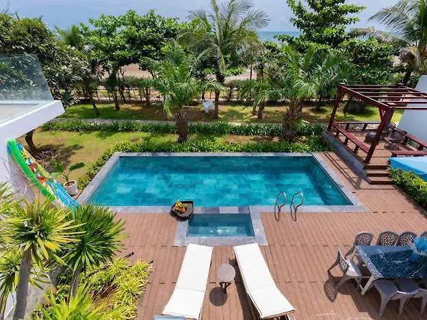 Villa D6 Private - In Gret Location Front Of The Sea Vung Tau