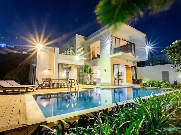 Villa D6 Private - In Gret Location Front Of The Sea Vung Tau
