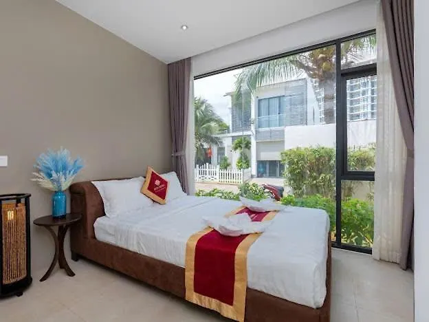 Villa D6 Private - In Gret Location Front Of The Sea Vung Tau Vietnam